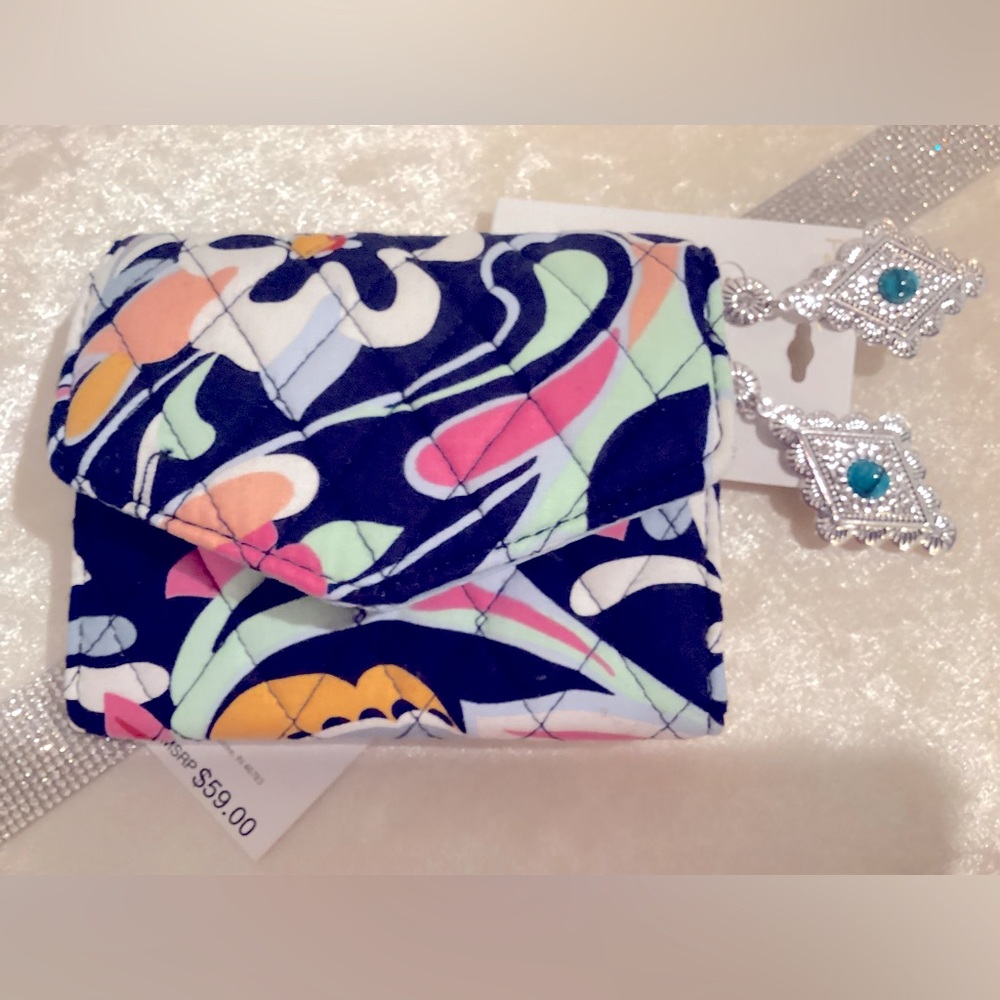 Beautiful paisley Vera Bradley wallet